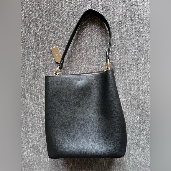 COACH | Town Bucket Bag | Black - Picture 3 of 10